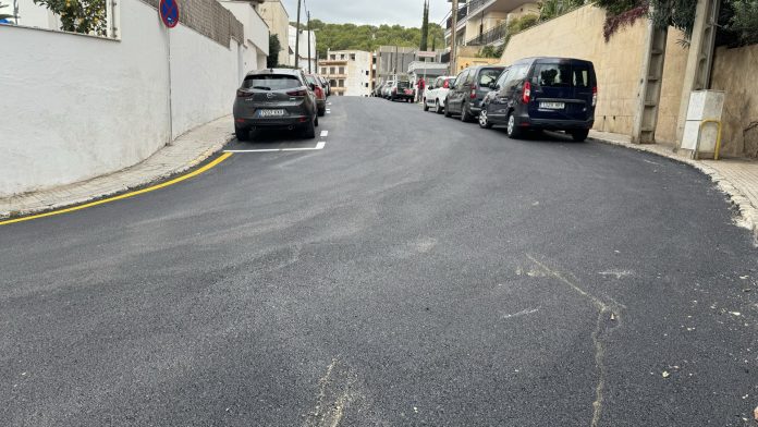 trabajos de asfaltado en varias calles de Sant Agustí