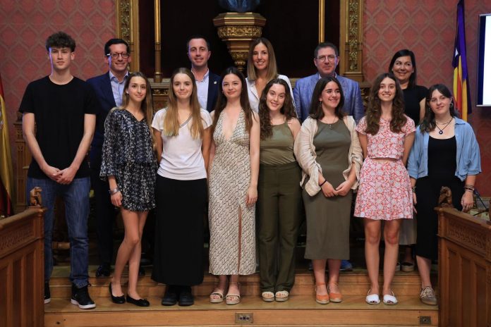 Los alumnos Júlia Luis, Abril Barceló, Sílvia Rigo y Miquel Riera ganan los Premios Mallorca Joven 2024