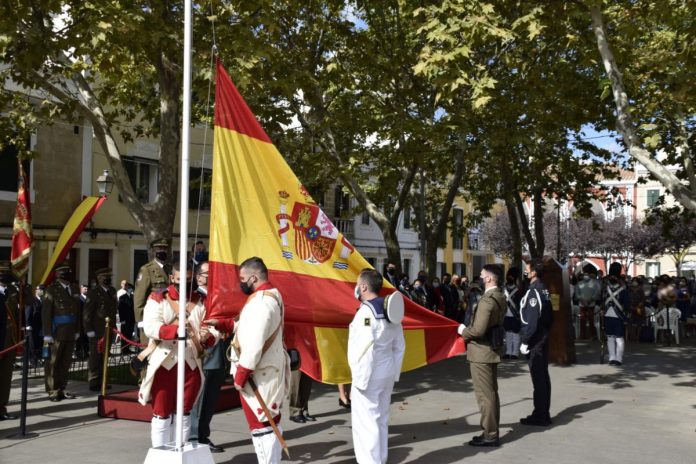 Izado solemne de Bandera y concierto para conmemorar el X aniversario de la proclamación de SM el Rey Felipe VI