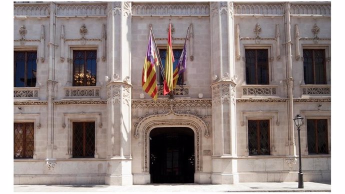 El Consell de Mallorca reconoce la labor a favor de Mallorca de personas y entidades con los Premios, Honores y Distinciones 2024