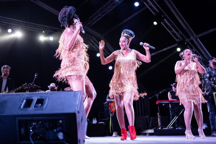 Sister Sledge abre con éxito la 12ª edición del Port Adriano Music Festival con su mensaje de unidad