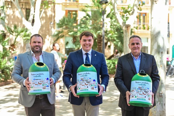 Palma se adhiere al reto de la bandera verde de sostenibilidad hostelera de Ecovidrio