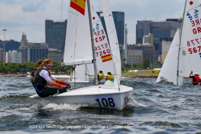 Neus Fernández y Martina Gomila se coronaron campeonas en el europeo de 420