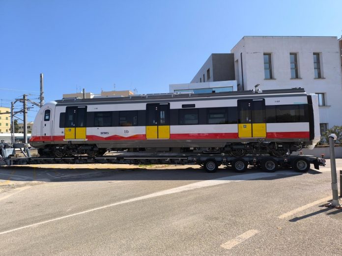 Llega a Mallorca el tercero de los nuevos trenes de SFM para reforzar la red ferroviaria