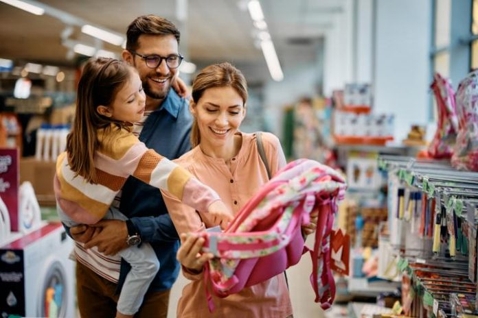 Las familias de Baleares podrán desgravarse hasta 220 euros por hijo en la compra de los libros de texto