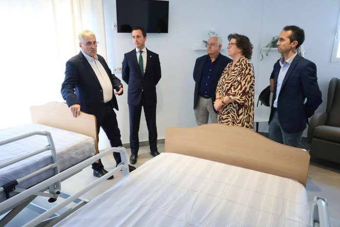 El Consell de Mallorca y Asnimo amplían su colaboración con la inauguración de la nueva residencia Son Ametller