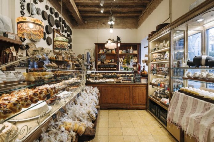 Primera Fiesta de la Pastelería y de los Hornos con motivo de la celebración de la Diada de Mallorca 1