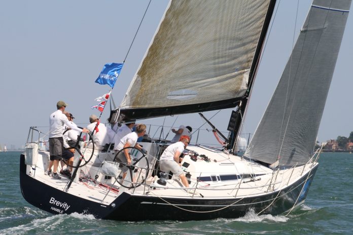 El Mundial de Swan suelta amarras en el Náutico de Palma