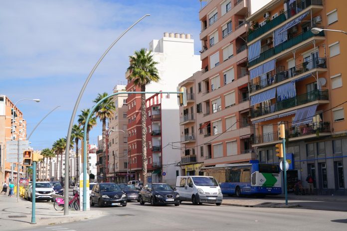 Cort encauza la fase final del proyecto de renovación del alumbrado en la calle General Riera