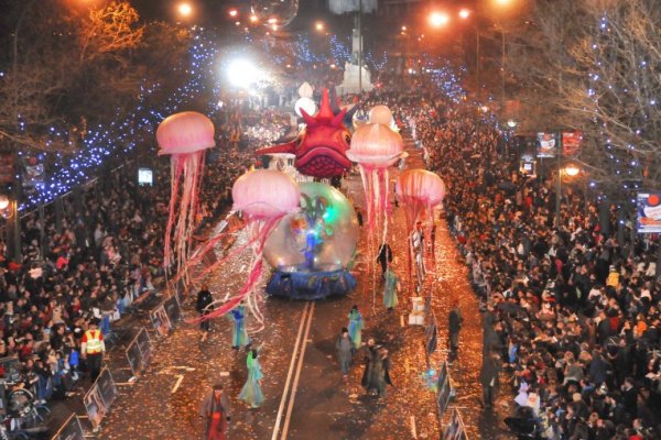 Cabalgata de Reyes 2025 con 17 carrozas y más de 300 participantes