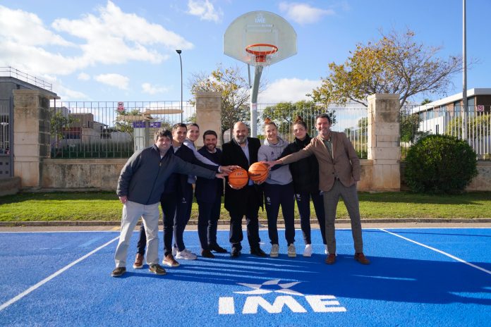 El alcalde inaugura las nuevas pistas de 3x3 de baloncesto y de voleibol de Son Moix