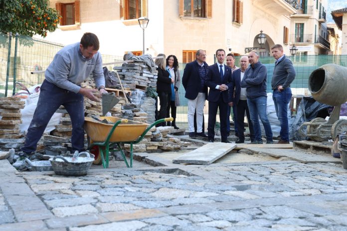 Visita a las obras de la ruta modernista de Sóller