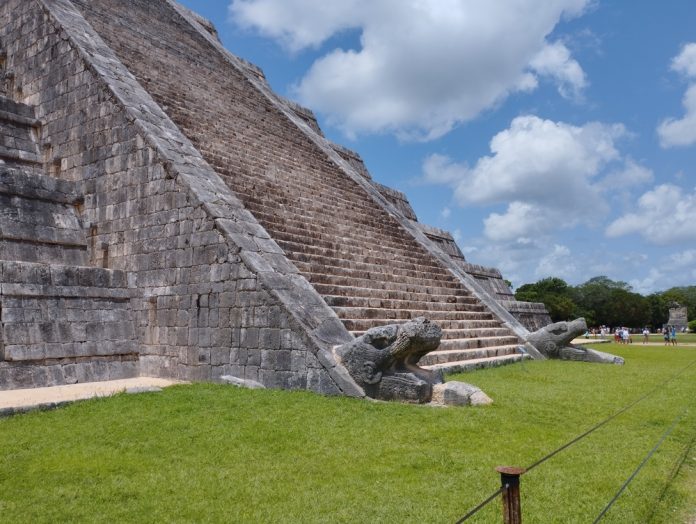 La Civilización Maya protagoniza un taller en la Biblioteca Can Salas de Palma